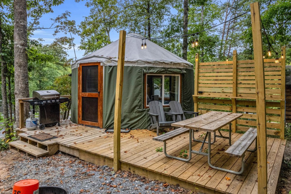 16' Yurt Lodging Unit Emberglow Outdoor Resort Lake Lure NC