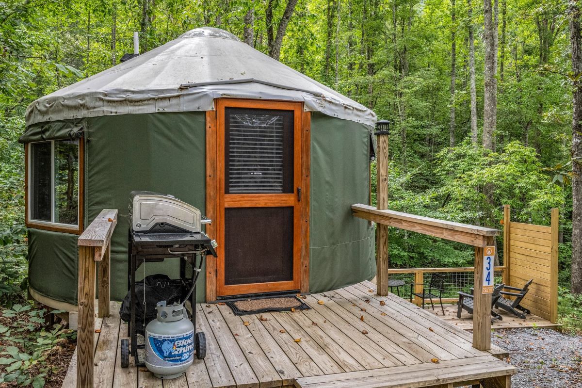 16' Yurt Lodging Unit Emberglow Outdoor Resort Lake Lure NC