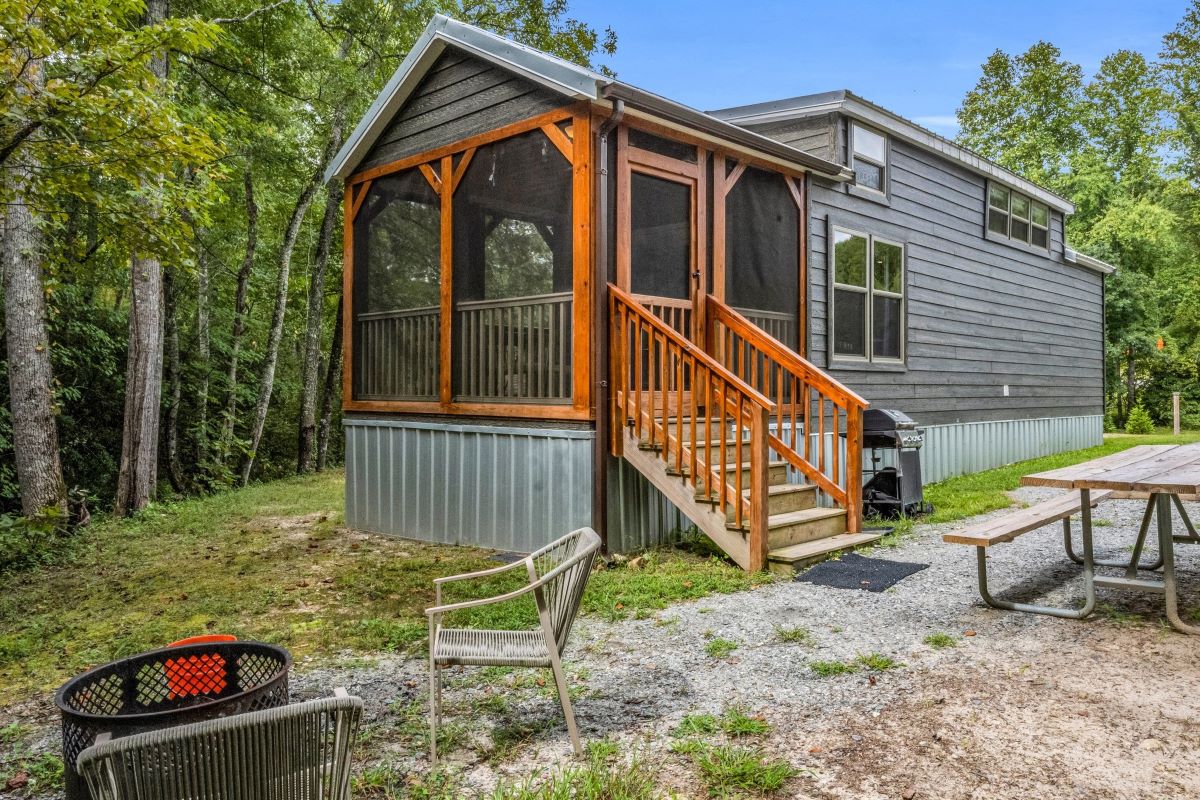 Buckeye Bunkhouse Tiny Home Lodging Unit Emberglow Outdoor Resort Lake Lure NC