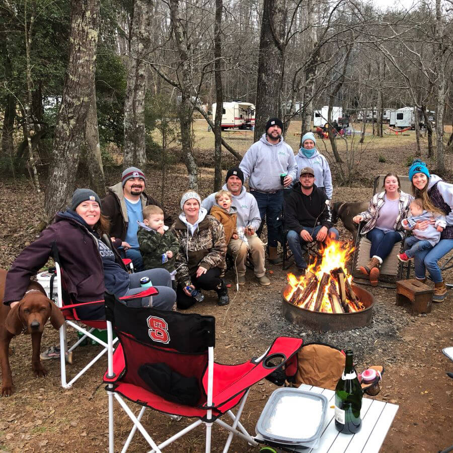 thanksgiving family glamping at emberglow bonfire